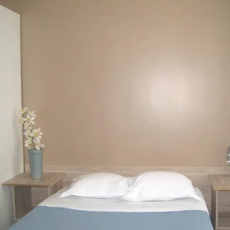 Aboukir 3 * Parigi